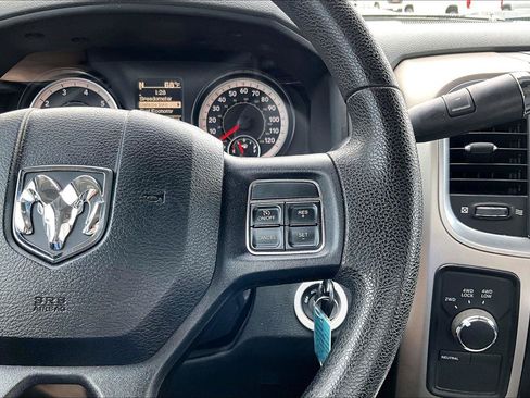 Used 2017 RAM 2500 SLT AWD/4WD image 20