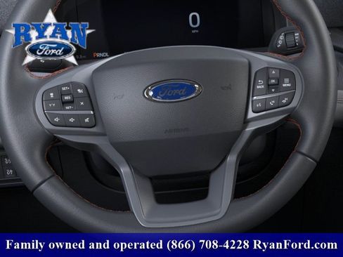 New 2025 Ford Explorer Active w/ Active Comfort Package RWD image 12