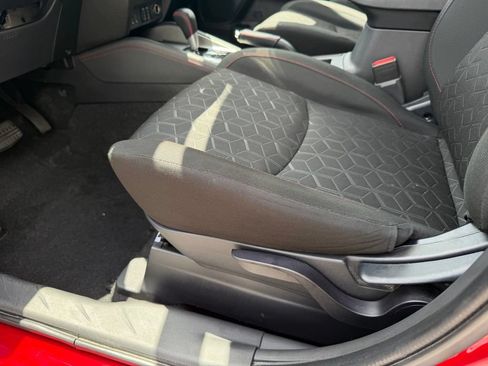 Used 2025 Mitsubishi Outlander Sport LE AWD/4WD image 14