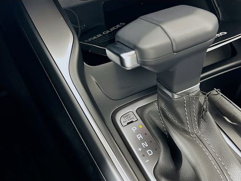 New 2026 Kia Sorento LX FWD image 16