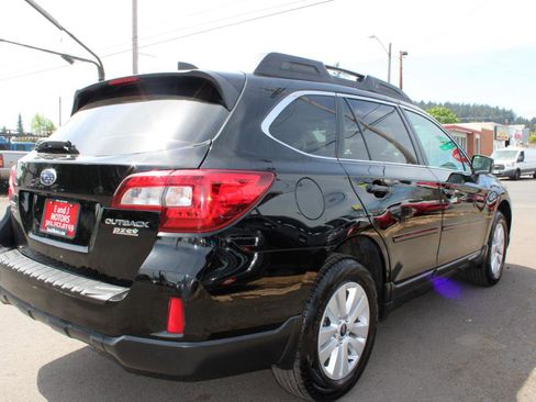 Used 2016 Subaru Outback 2.5i Premium AWD/4WD image 6