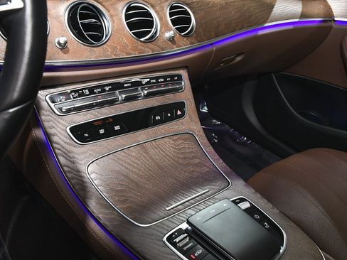 Used 2022 Mercedes-Benz E 450 4MATIC All-Terrain Wagon image 42