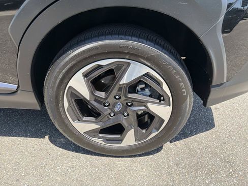 Certified 2025 Subaru Crosstrek 2.5i Limited w/ Crosstrek Mirror Package AWD/4WD image 7
