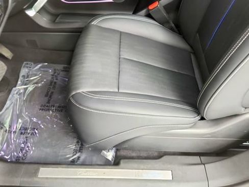 Used 2024 Cadillac Lyriq Luxury AWD/4WD image 47