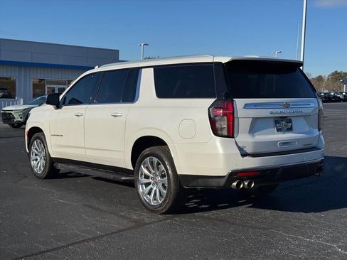 Used 2021 Chevrolet Suburban Premier w/ Premium Package image 5