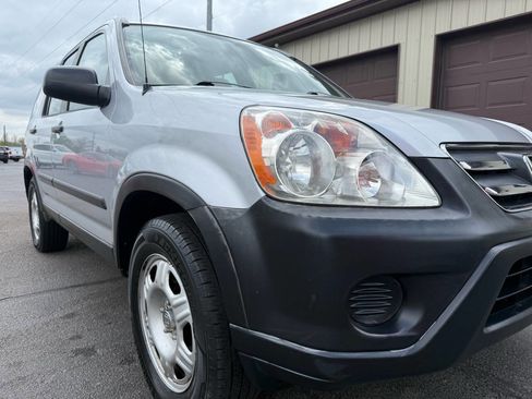 Used 2005 Honda CR-V LX image 5