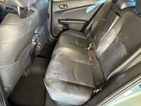 Used 2019 Toyota Prius XLE AWD/4WD image 21