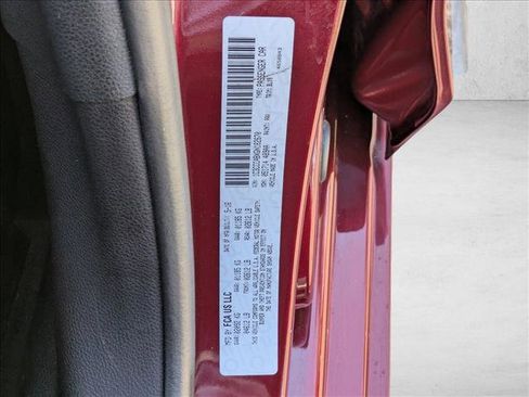 Used 2016 Chrysler 200 Limited image 24