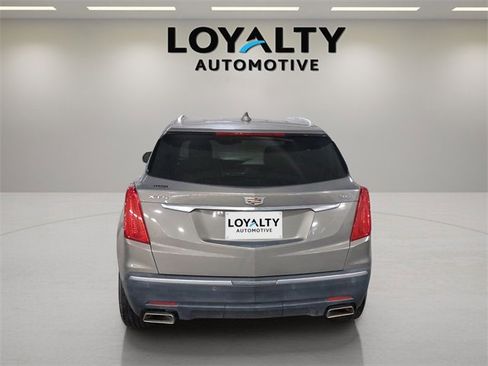 Used 2018 Cadillac XT5 Luxury w/ Driver Awareness Package image 4