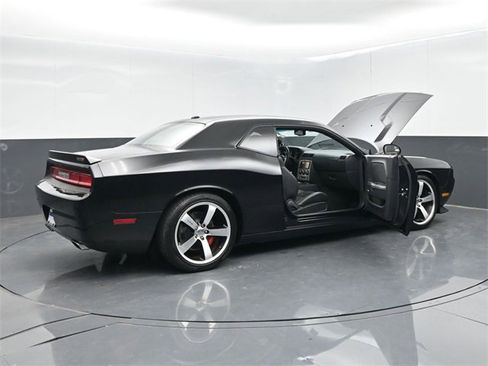 Used 2012 Dodge Challenger SRT8 w/ Premium Sound Group image 67
