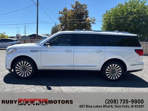 Used 2019 Lincoln Navigator L Reserve AWD/4WD image 4