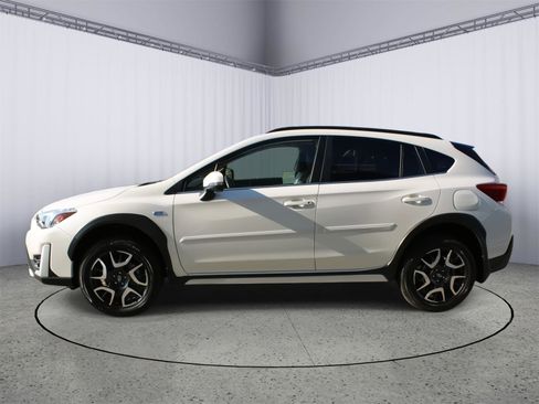 Used 2023 Subaru Crosstrek Hybrid w/ Moonroof Package w/Navigation image 5
