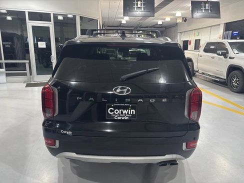 Used 2022 Hyundai Palisade SEL w/ Premium Package FWD image 7