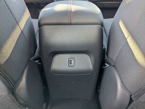 New 2025 Nissan Sentra SR w/ Midnight Edition image 14