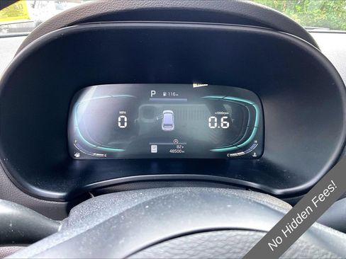Used 2024 Kia Soul LX w/ Option Group 015 FWD image 17