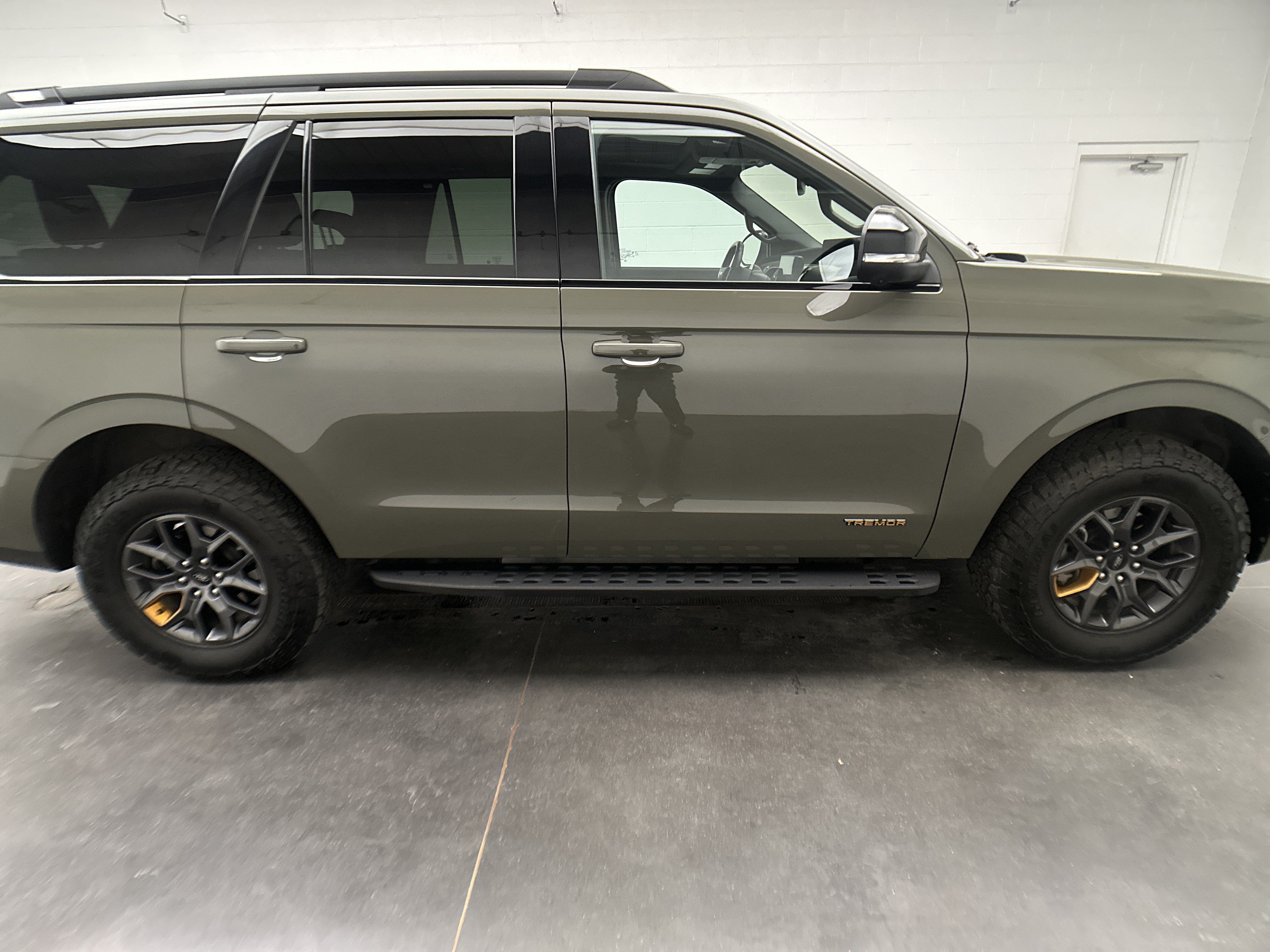 Used 2025 Ford Expedition Tremor AWD/4WD image 20