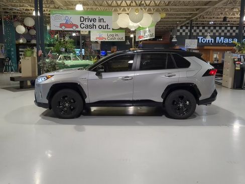 Used 2020 Toyota RAV4 XSE AWD/4WD image 11