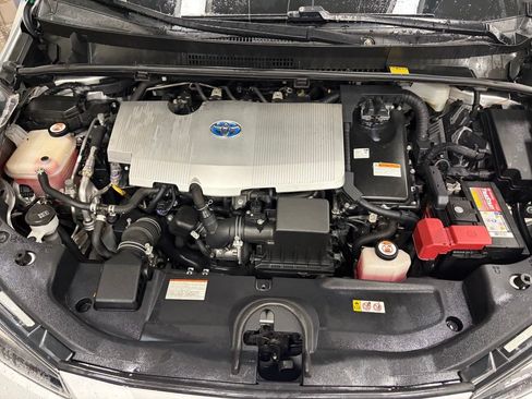 Used 2019 Toyota Prius Limited w/ Premium Convenience Package FWD image 22