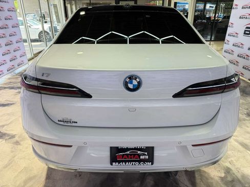 Used 2024 BMW i7 eDrive50 w/ Executive Package RWD image 5