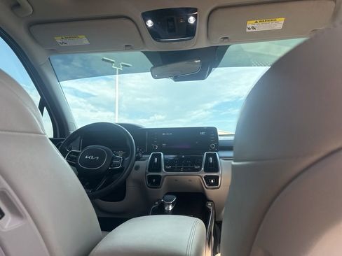 Used 2022 Kia Sorento SX FWD image 14