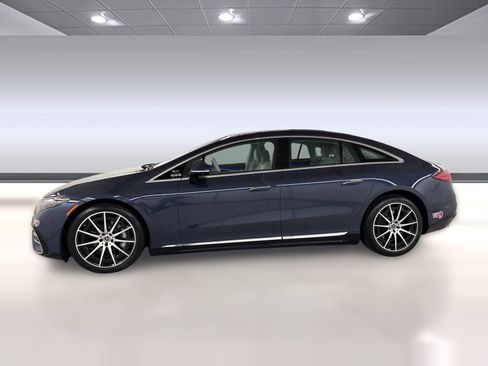 Certified 2023 Mercedes-Benz EQS 580 4MATIC Sedan image 2