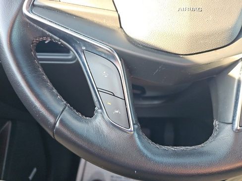 Used 2022 Cadillac XT5 Luxury image 21