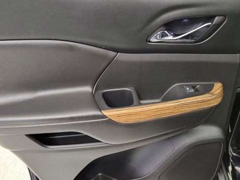 Used 2017 GMC Acadia Denali w/ Technology Package image 20