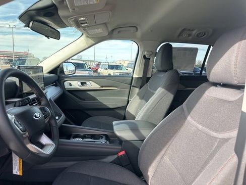 New 2026 Ford Explorer Active image 29