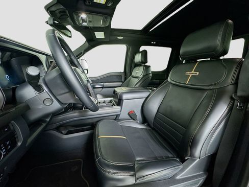 Used 2024 Ford F350 Platinum w/ FX4 Off-Road Package image 9