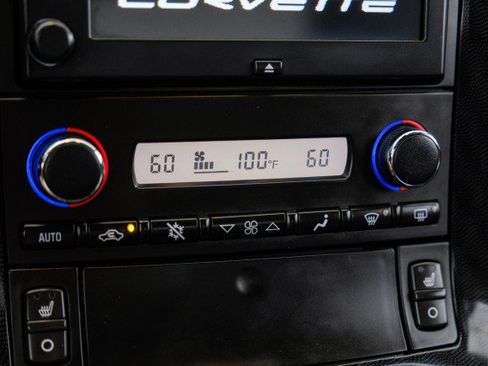 Used 2011 Chevrolet Corvette Grand Sport w/ Preferred Equipment Group RWD image 24