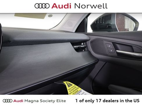 New 2026 Audi Q3 quattro 2.0T AWD/4WD image 6
