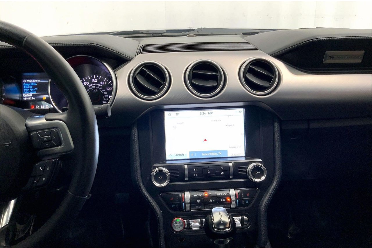 Used 2019 Ford Mustang Premium RWD image 5