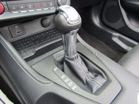 Used 2025 Ford Mustang GT Premium w/ GT Performance Package RWD image 34