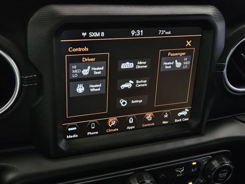 Used 2023 Jeep Wrangler Unlimited Sahara w/ Cold Weather Group AWD/4WD image 15