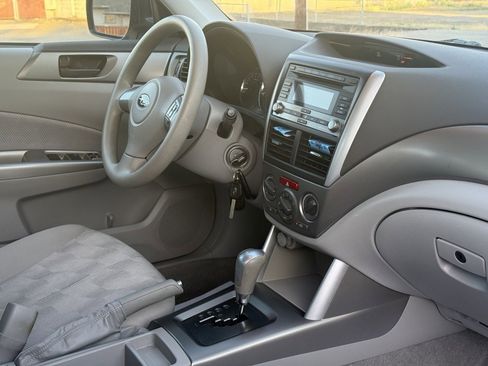 Used 2010 Subaru Forester 2.5X AWD/4WD image 21