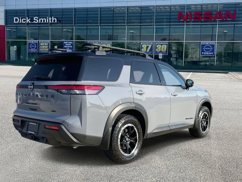 Used 2024 Nissan Pathfinder Rock Creek image 6