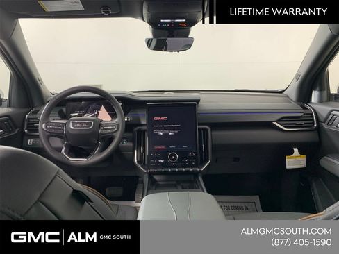 New 2026 GMC Acadia AT4 w/ Luxury Package AWD/4WD image 26