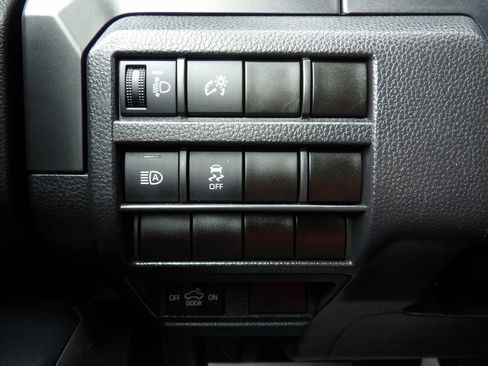 Used 2024 Toyota Tacoma SR RWD image 19
