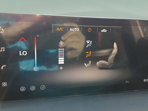 New 2026 Nissan Sentra SR w/ Floor Mat Package image 25