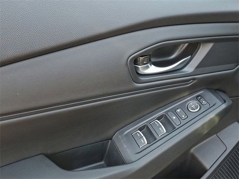 Certified 2025 Honda Accord SE image 12