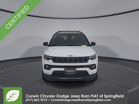 Used 2024 Jeep Compass Latitude w/ Convenience Group image 2