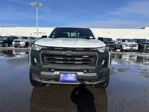 Certified 2024 Chevrolet Colorado Trail Boss w/ Technology Package image 3