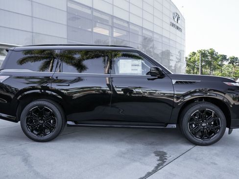 New 2026 INFINITI QX80 4WD image 25