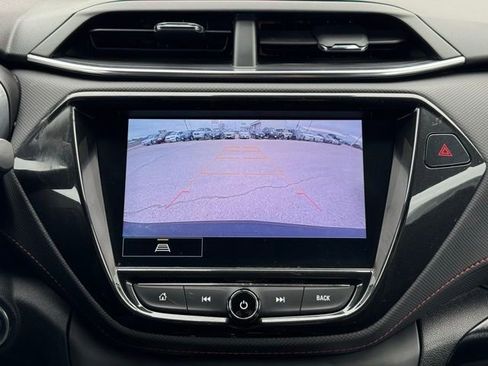 Used 2021 Chevrolet TrailBlazer RS w/ Technology Package image 4