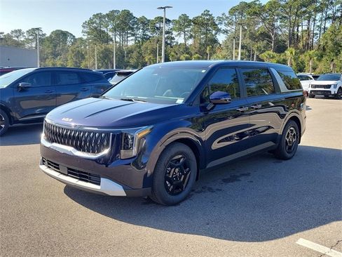 New 2026 Kia Carnival LXS image 3