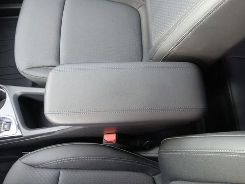 Used 2025 Buick Encore GX Preferred w/ Comfort Package AWD/4WD image 42