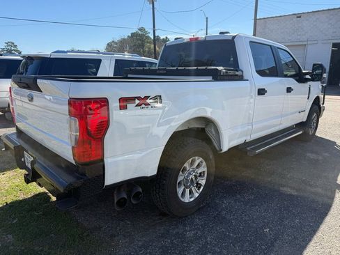Used 2022 Ford F250 XL w/ STX Appearance Package image 3