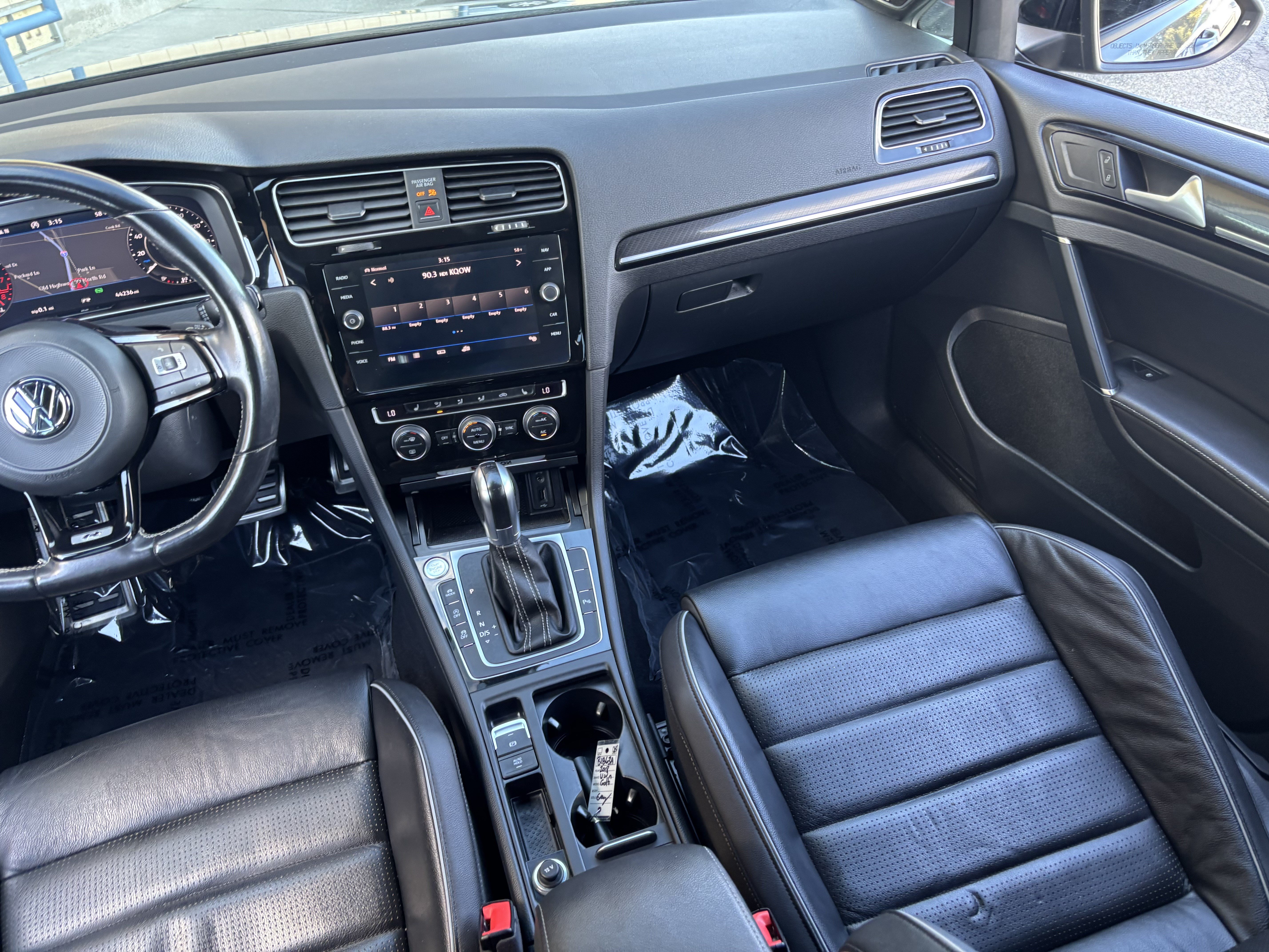 Used 2018 Volkswagen Golf R 4-Door AWD/4WD image 22