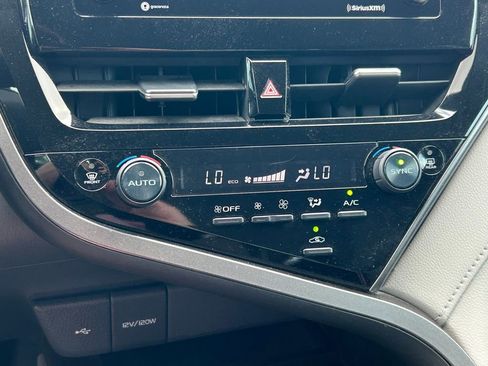 Used 2023 Toyota Camry LE image 27