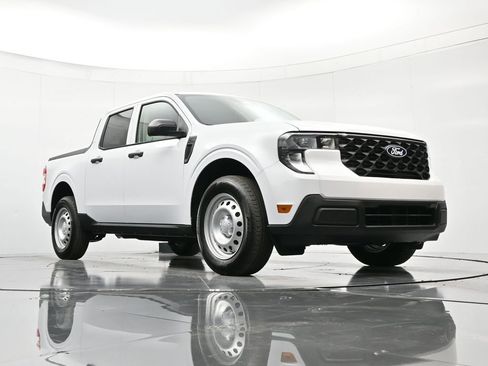 New 2026 Ford Maverick XL FWD image 19